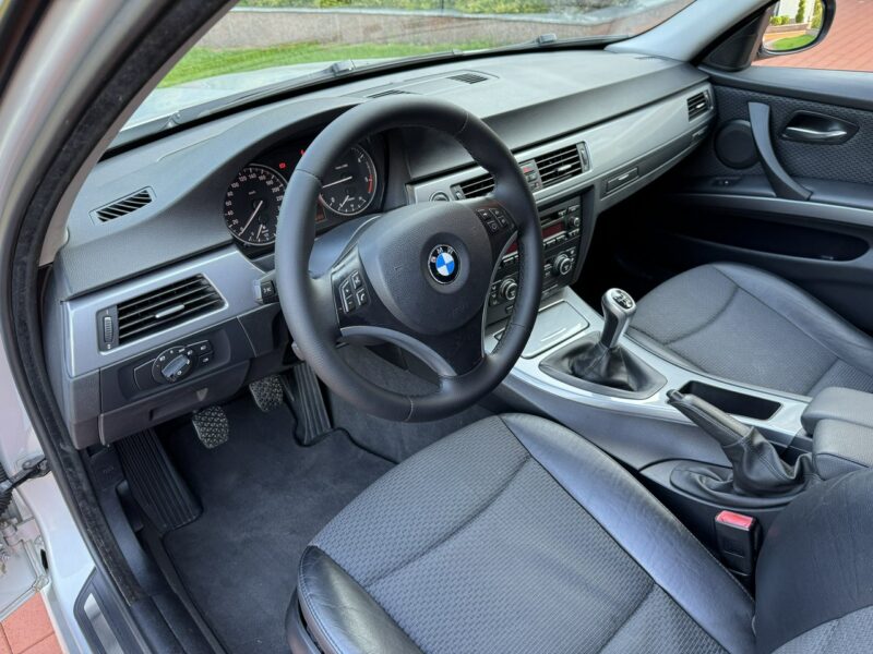 BMW 320 d / xDrive / Lift / 2.0 / 177km / Bogate wyposażenie / Super Stan !!! E90E91E92E93(2005-2012)