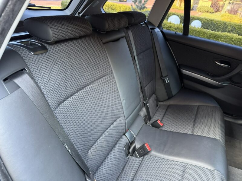 BMW 320 d / xDrive / Lift / 2.0 / 177km / Bogate wyposażenie / Super Stan !!! E90E91E92E93(2005-2012)