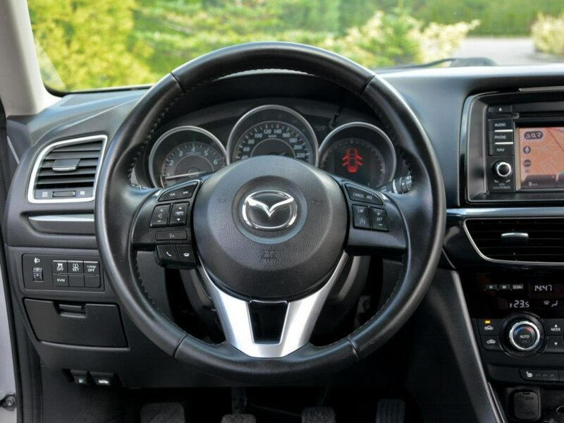 Mazda 6 104 tys przebieg SkyActive Duża Navi 2xParktronic RVM ALU17 Nowe opon III (2012-)