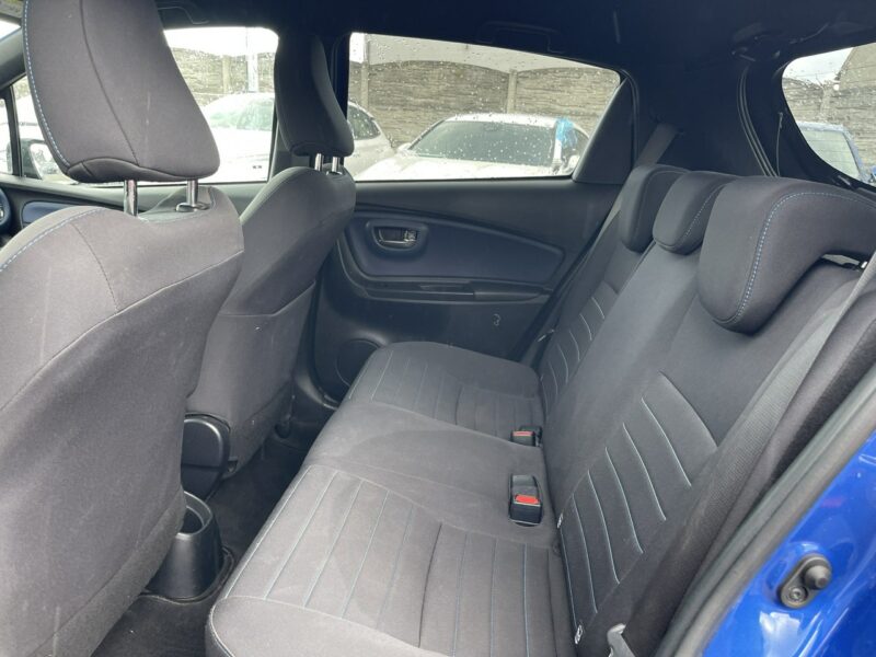 Toyota Yaris Style Klimatyzacja Kamera Ks. serwisowa III (2011-2019)