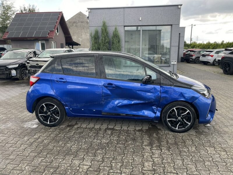 Toyota Yaris Style Klimatyzacja Kamera Ks. serwisowa III (2011-2019)
