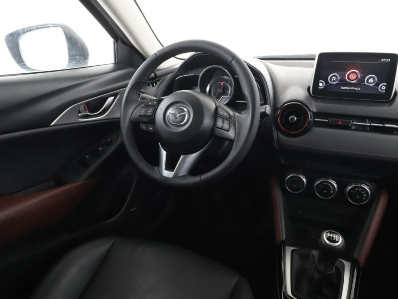 Mazda CX-3 skóra navi klima auto kamera i czujniki parkowania