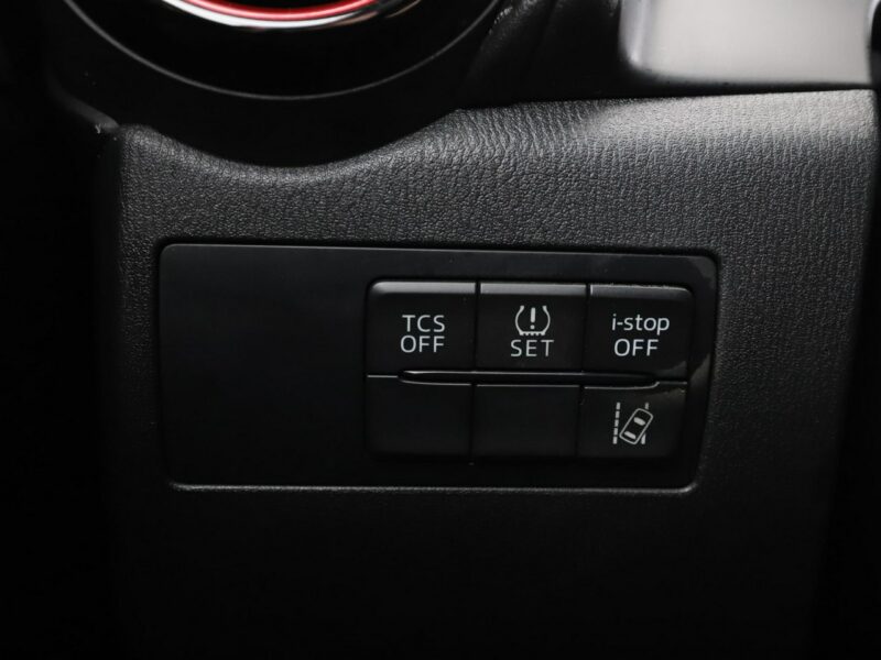 Mazda CX-3 skóra navi klima auto kamera i czujniki parkowania