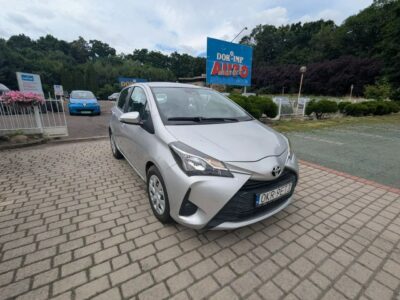 Toyota Yaris 1.5 benz/salon Polska,serwis/II właściciel/navi/kamera III (2011-2019)