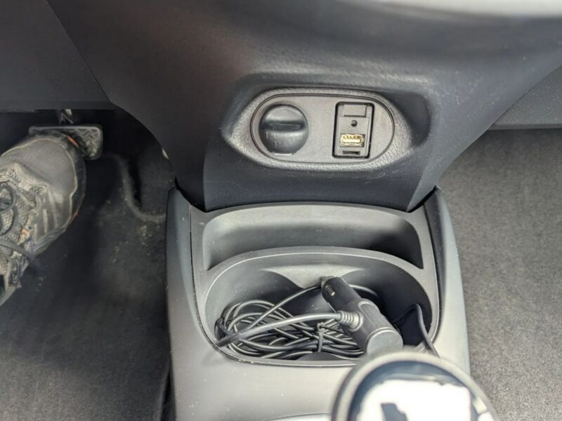 Toyota Yaris 1.5 benz/salon Polska,serwis/II właściciel/navi/kamera III (2011-2019)