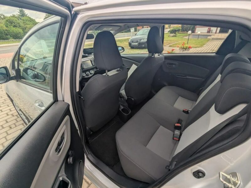Toyota Yaris 1.5 benz/salon Polska,serwis/II właściciel/navi/kamera III (2011-2019)