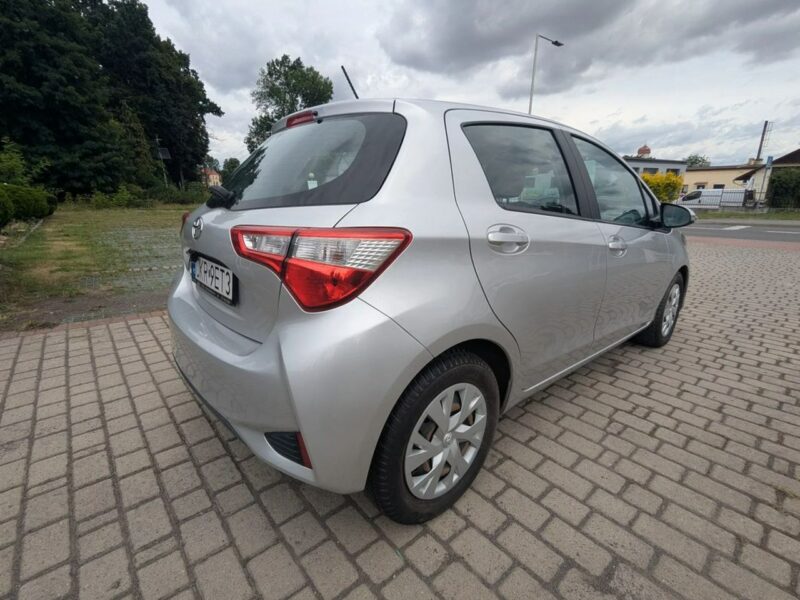 Toyota Yaris 1.5 benz/salon Polska,serwis/II właściciel/navi/kamera III (2011-2019)