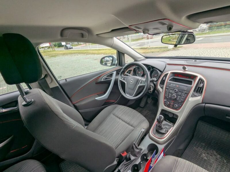 Opel Astra 1.6 ecotec/rSALON PL/I właściciel/bezwypadek/bardzo dobry stan J (2009-2019)