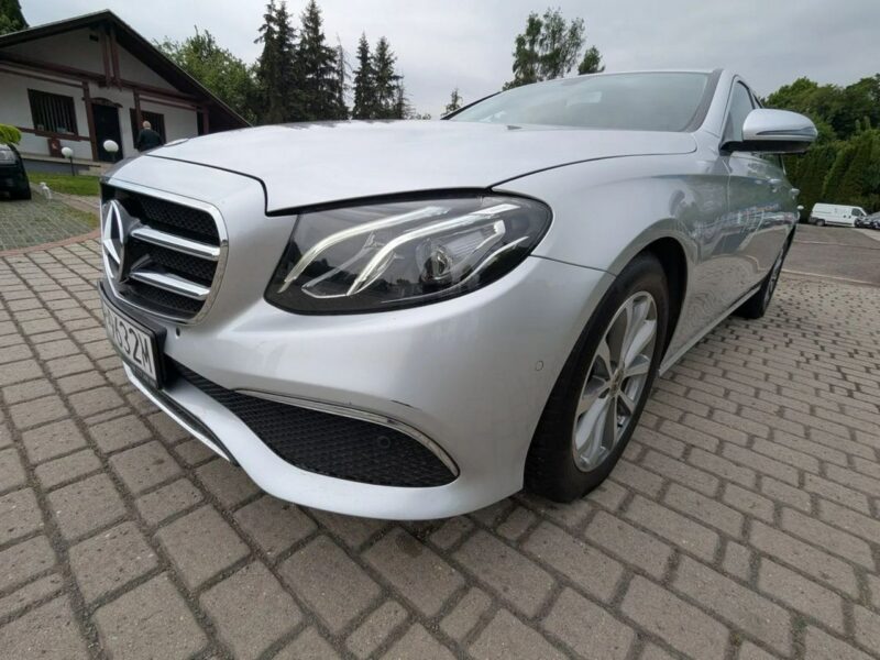 Mercedes E 220 Bezwypadkowy/serwisowanyASO/SALON PL/I właściciel/oświetlenie Ambiente W214 (2023-)