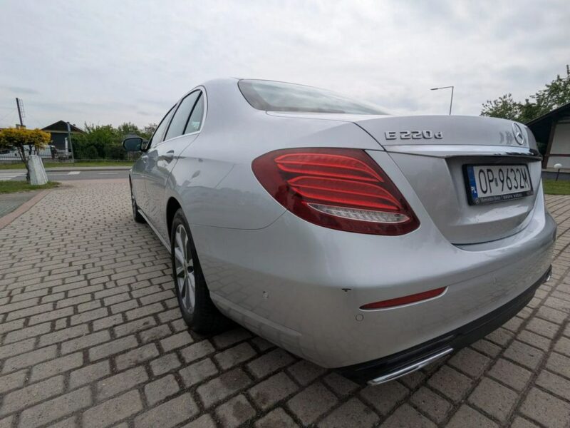 Mercedes E 220 Bezwypadkowy/serwisowanyASO/SALON PL/I właściciel/oświetlenie Ambiente W214 (2023-)