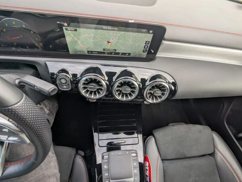 Mercedes CLA 180 bezwypadek/AMG 1.3 benz/SalonPolska/I właściciel/serwis ASO/super stan II (2019-)