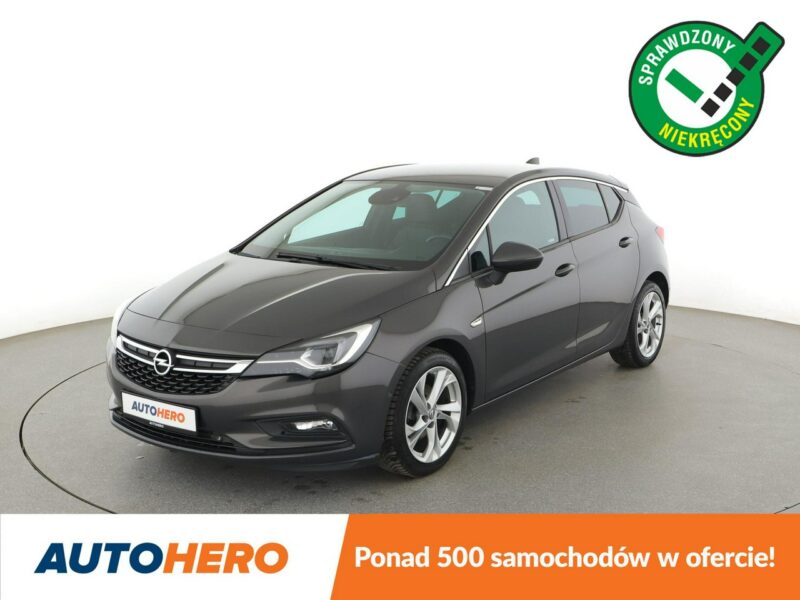 Opel Astra Innovation skóra navi kamera grzane fotele FullLED tempomat J (2009-2019)