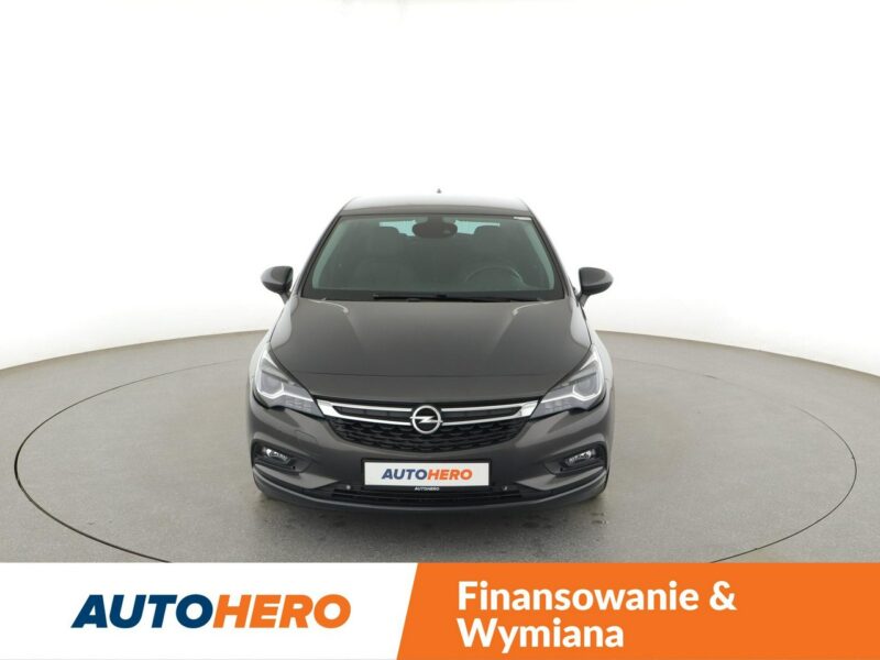 Opel Astra Innovation skóra navi kamera grzane fotele FullLED tempomat J (2009-2019)