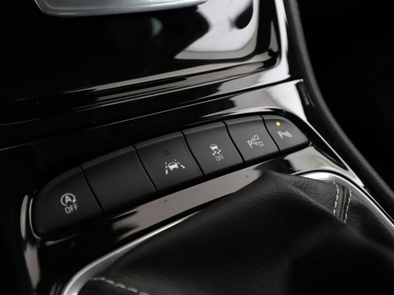 Opel Astra Innovation skóra navi kamera grzane fotele FullLED tempomat J (2009-2019)