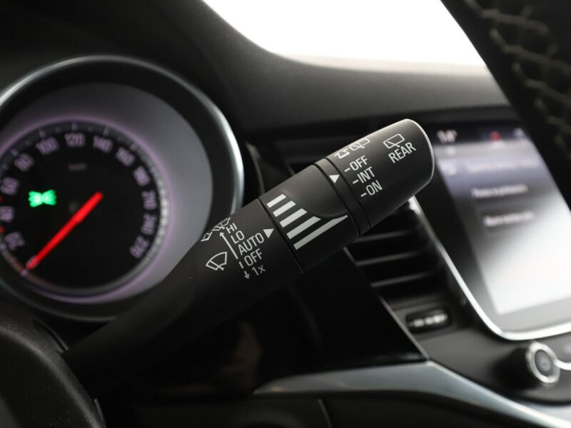 Opel Astra Innovation skóra navi kamera grzane fotele FullLED tempomat J (2009-2019)