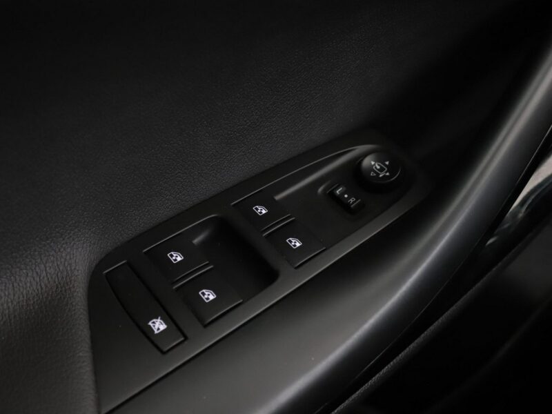 Opel Astra Innovation skóra navi kamera grzane fotele FullLED tempomat J (2009-2019)
