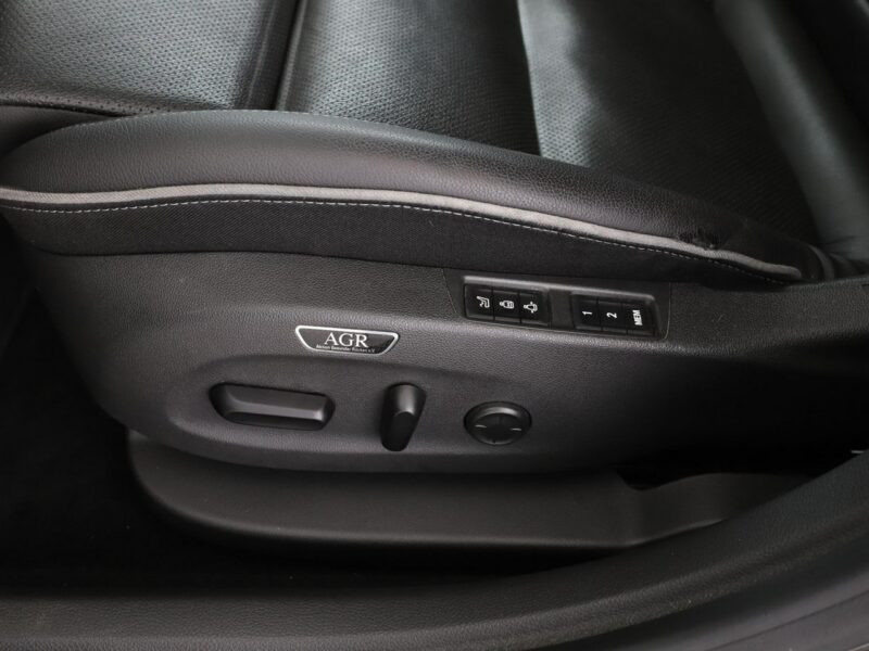 Opel Astra Innovation skóra navi kamera grzane fotele FullLED tempomat J (2009-2019)