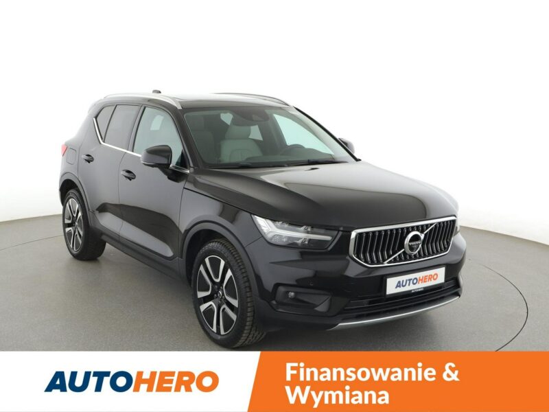 Volvo XC 40 Inscription PHEV T5 skóra panorama kamera360 grzane fotele navi Harman