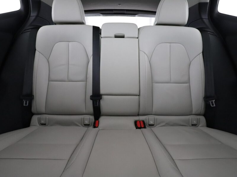 Volvo XC 40 Inscription PHEV T5 skóra panorama kamera360 grzane fotele navi Harman
