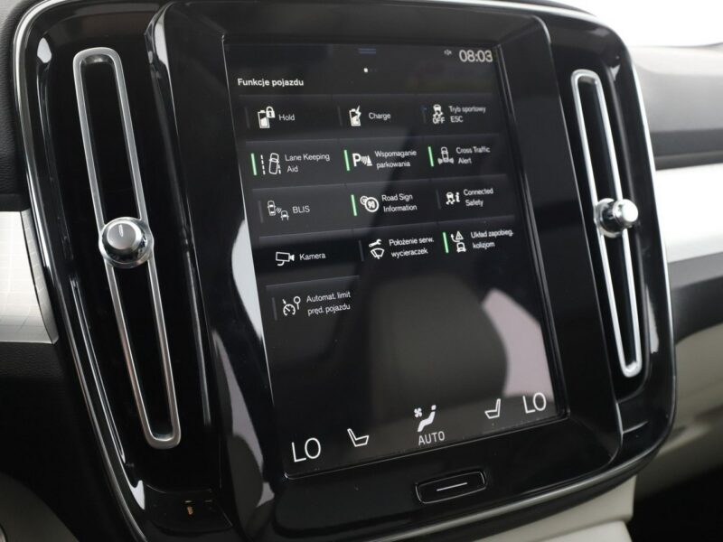 Volvo XC 40 Inscription PHEV T5 skóra panorama kamera360 grzane fotele navi Harman