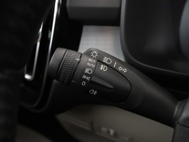 Volvo XC 40 Inscription PHEV T5 skóra panorama kamera360 grzane fotele navi Harman