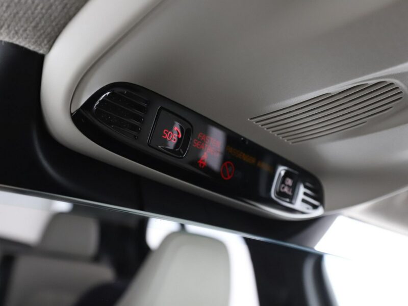 Volvo XC 40 Inscription PHEV T5 skóra panorama kamera360 grzane fotele navi Harman