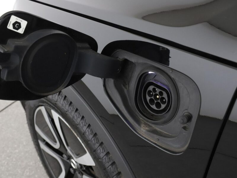 Volvo XC 40 Inscription PHEV T5 skóra panorama kamera360 grzane fotele navi Harman