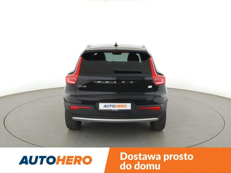 Volvo XC 40 Inscription PHEV T5 skóra panorama kamera360 grzane fotele navi Harman