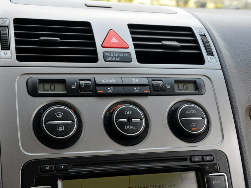 Volkswagen Touran 2.0TDI(170KM)*Cross Touran*Xenon*7-Foteli*Navi*Reling*Chrom*Alu17"ASO I (2003-2010)