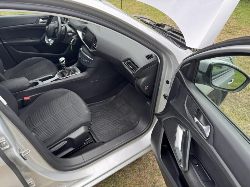 Peugeot 308 T9 (2014-2021)