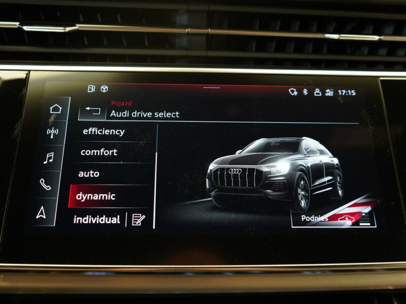Audi Q8 60 TFSIe 462 KM Quattro Sline Virtual Kamera 360 ACC Head-Up Hak
