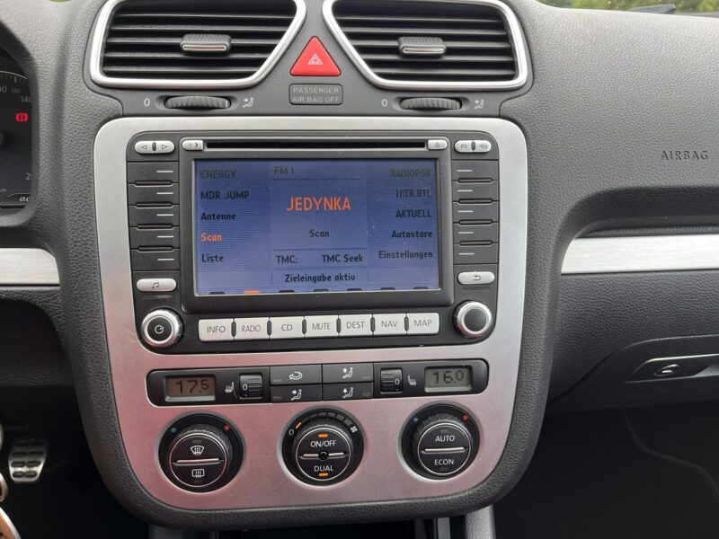Volkswagen Eos 2.0TURBO 200KM Skóry Alu Xenon NAvi Climatronic Stan BDB Bezwypadkowy