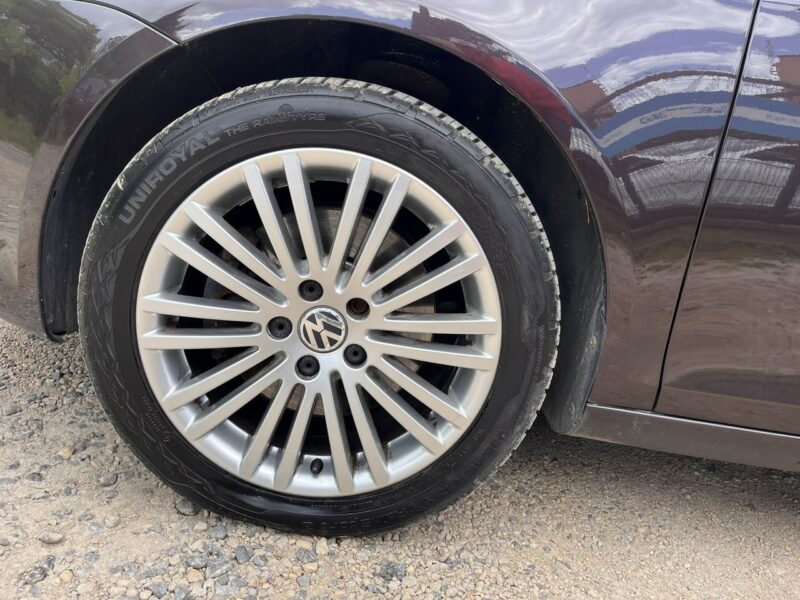Volkswagen Eos 2.0TURBO 200KM Skóry Alu Xenon NAvi Climatronic Stan BDB Bezwypadkowy