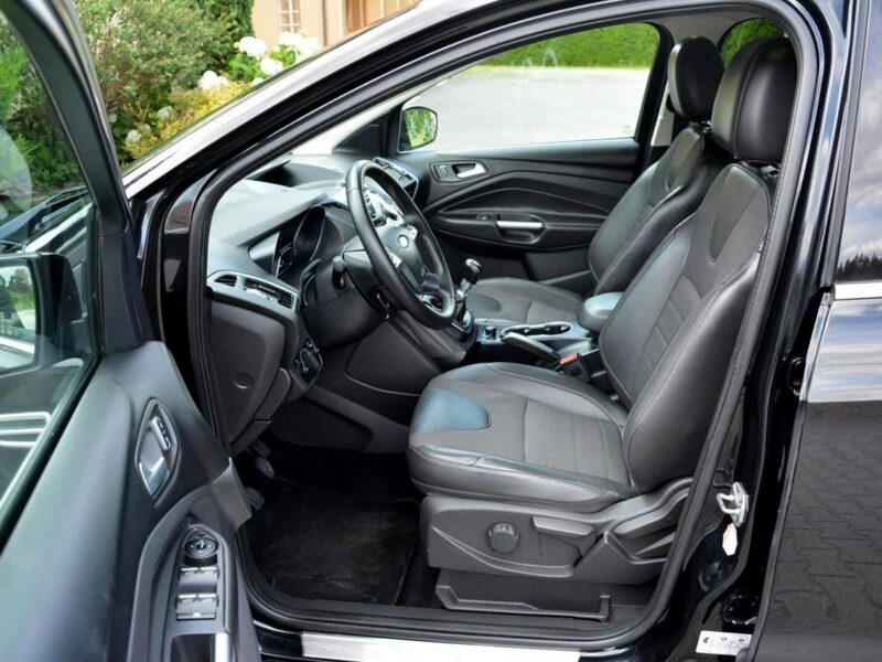 Ford Kuga 2.0TDCi(140KM)Navi Kamera Panorama ParkAssist Skóry Sony Alu17" ASO II (2012-)