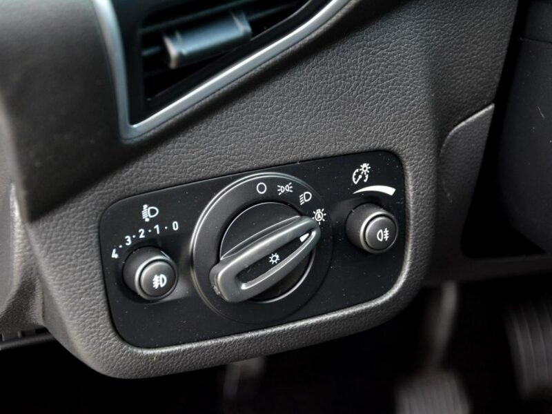 Ford Kuga 2.0TDCi(140KM)Navi Kamera Panorama ParkAssist Skóry Sony Alu17" ASO II (2012-)