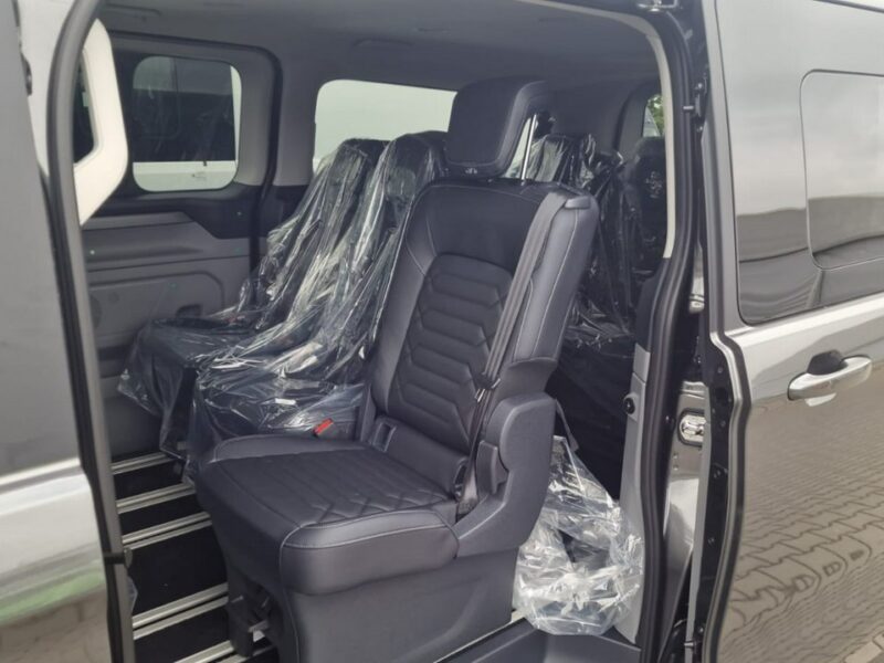 Ford Tourneo Custom L2 170KM Titanium X Elektr. Drzwi Kamera 360st. Webasto - 3476 zł