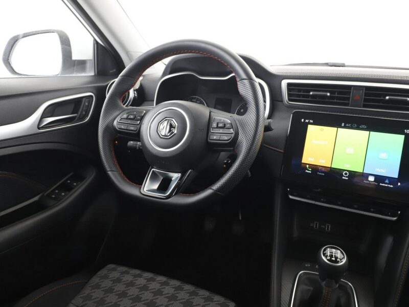 MG ZS LPG klima tempomat PDC