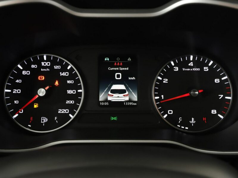 MG ZS LPG klima tempomat PDC