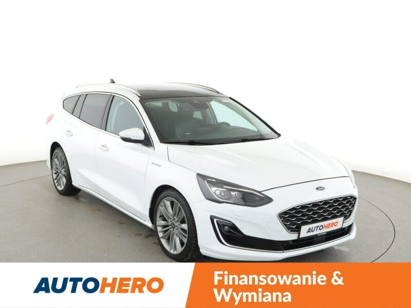 Ford Focus Automat Panorama Navi Automatyczna klimatyzacja Podgrzewane fotele Blt Mk4 (2018-)