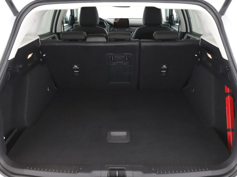 Ford Focus Automat Panorama Navi Automatyczna klimatyzacja Podgrzewane fotele Blt Mk4 (2018-)