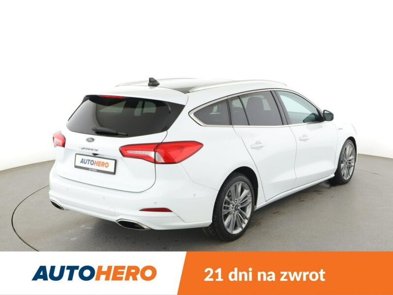 Ford Focus Automat Panorama Navi Automatyczna klimatyzacja Podgrzewane fotele Blt Mk4 (2018-)