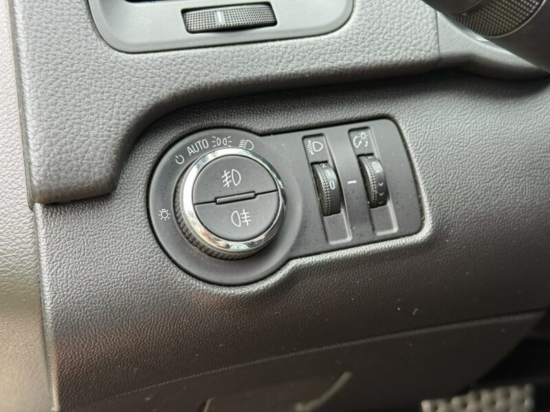 Opel Insignia 2.0 Diesel | Serwisowany | Gwarancja | Bogate wyposażenie | Zadbany A (2008-2017)