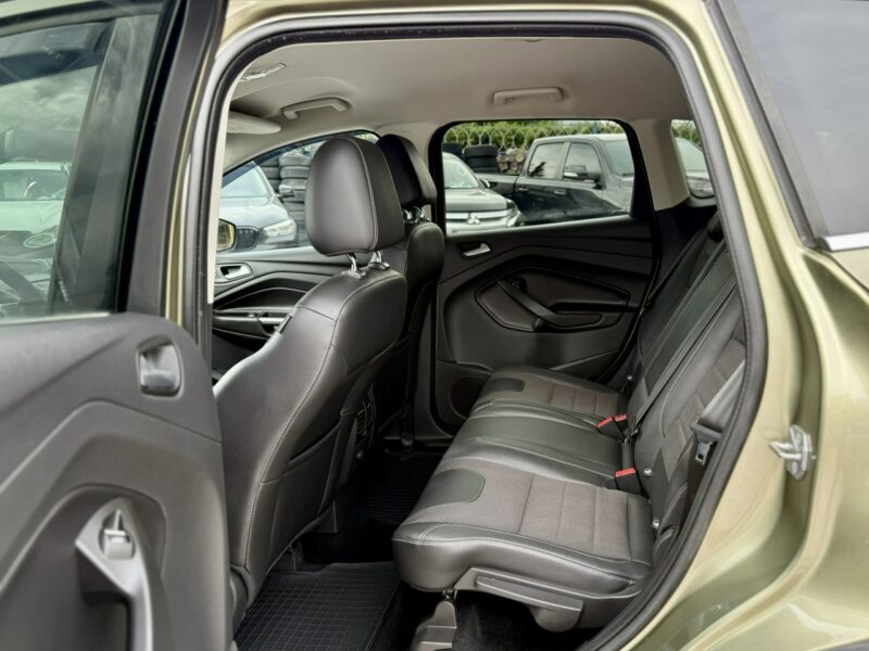 Ford Kuga Titanium,Navi,Półskóra,Serwis,Gwarancja II (2012-)