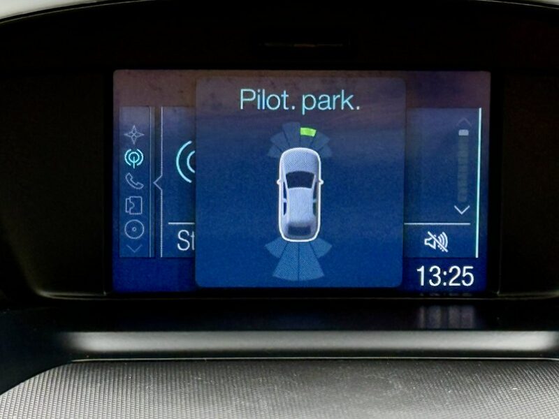 Ford Kuga Titanium,Navi,Półskóra,Serwis,Gwarancja II (2012-)