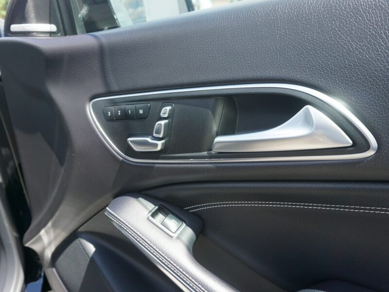 Mercedes CLA 250 zarejestrowany, ubezpieczony I (2013-2019)