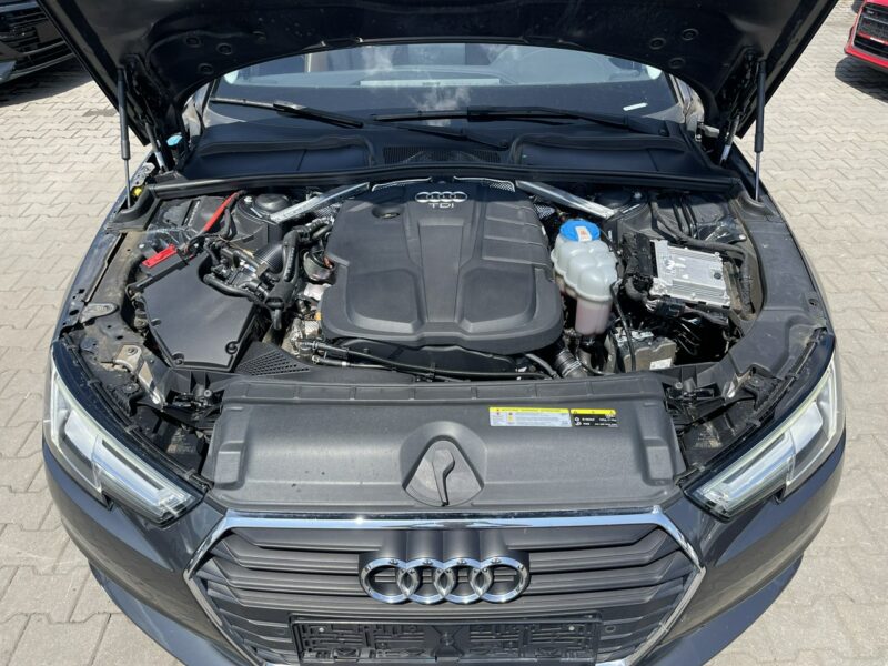 Audi A4 Navi Skóry Oryginalny przebieg B9 (2015-)