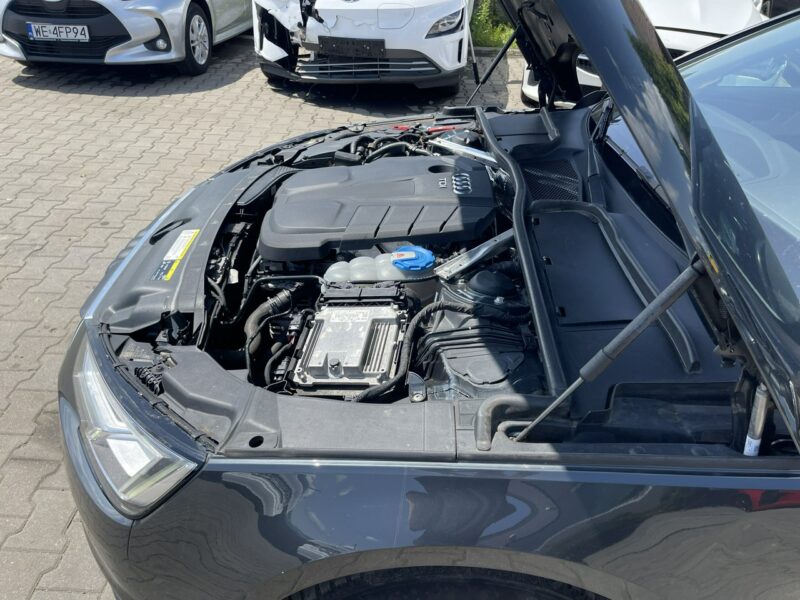 Audi A4 Navi Skóry Oryginalny przebieg B9 (2015-)