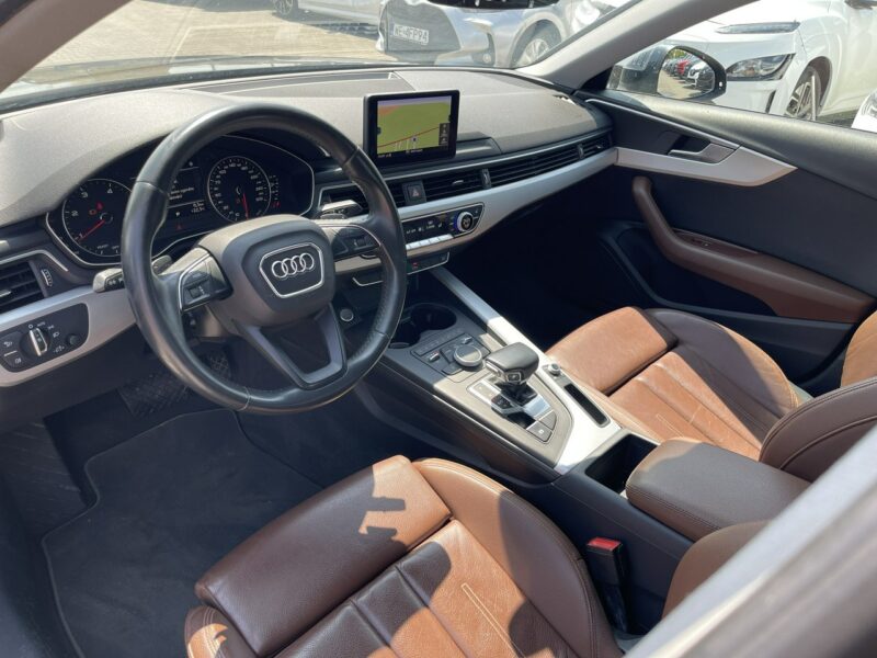 Audi A4 Navi Skóry Oryginalny przebieg B9 (2015-)