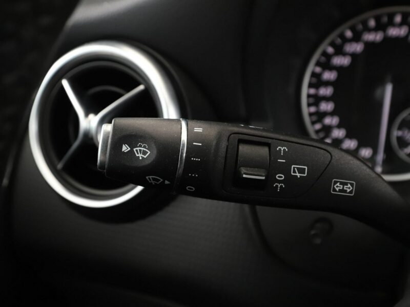 Mercedes A 180 GRATIS! Pakiet Serwisowy o wartości 1500 zł! W176 (2012-)