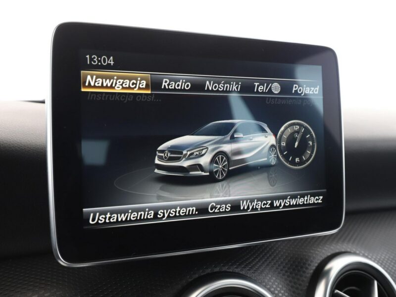 Mercedes A 180 półskóra full LED navi klima czujniki parkowania grzane fotele W176 (2012-)